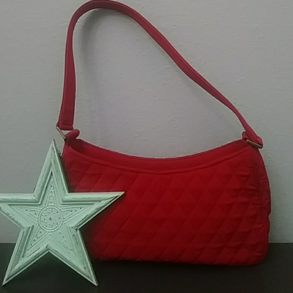 Vera Bradley Handbags - ❄️Vera Bradley Quilted Shoulder Bag